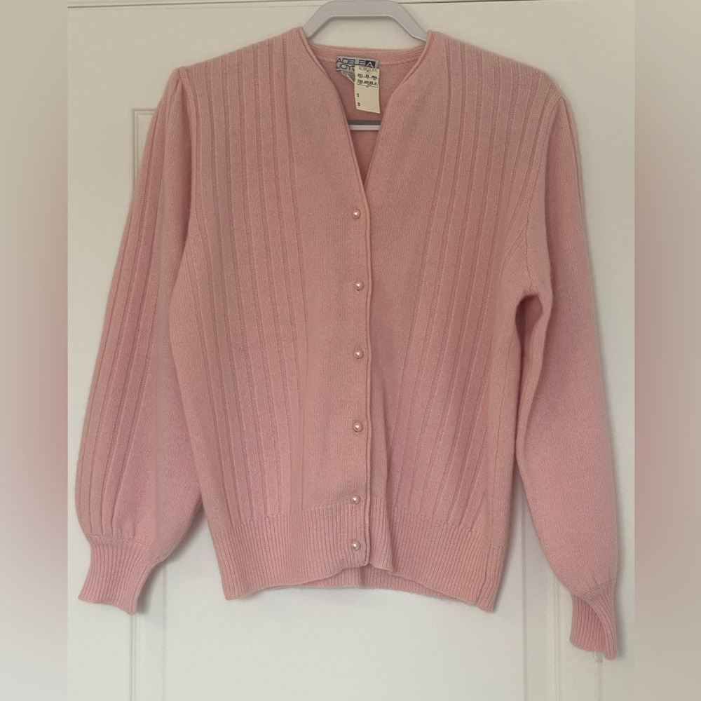 Vintage NWT Adele Joyce Light Pink Lambswool & Angora Pearl Button Cardigan